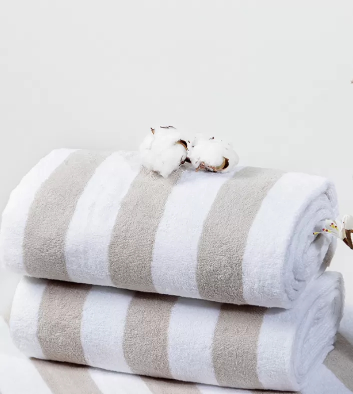 100% – Cotton – Beach/Pool Towels