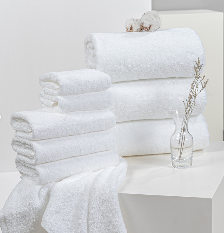 100% - COTTON WHITE TOWELS - 600GSM