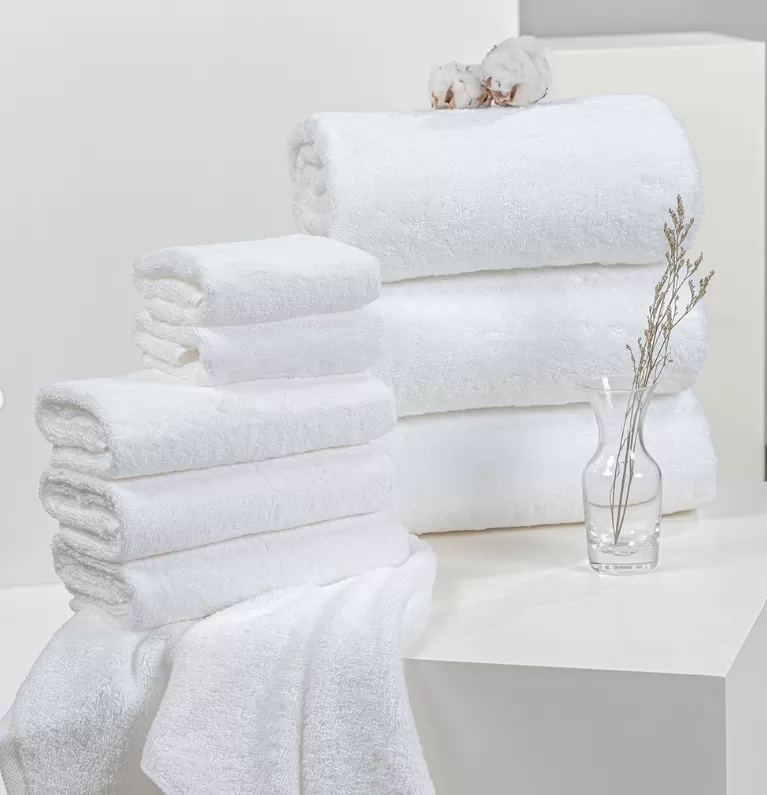 100% – Cotton White Towels – 600GSM